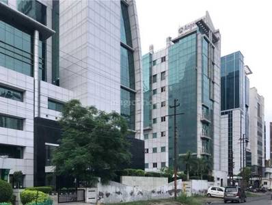 10,000 Sq-ft For Rent in Sector 125, Noida