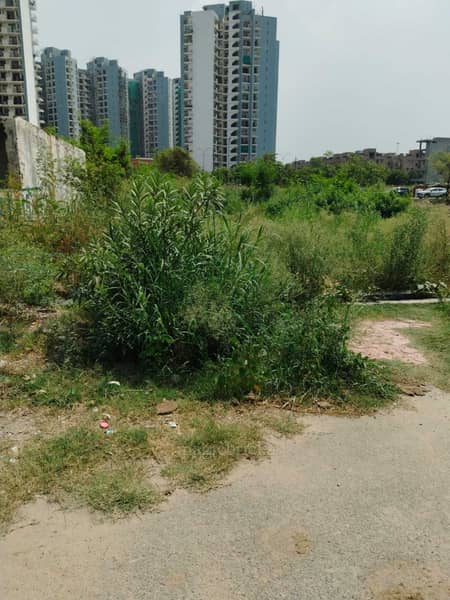 2 BHK 300 Sqm House For Sale Sector 99, Noida